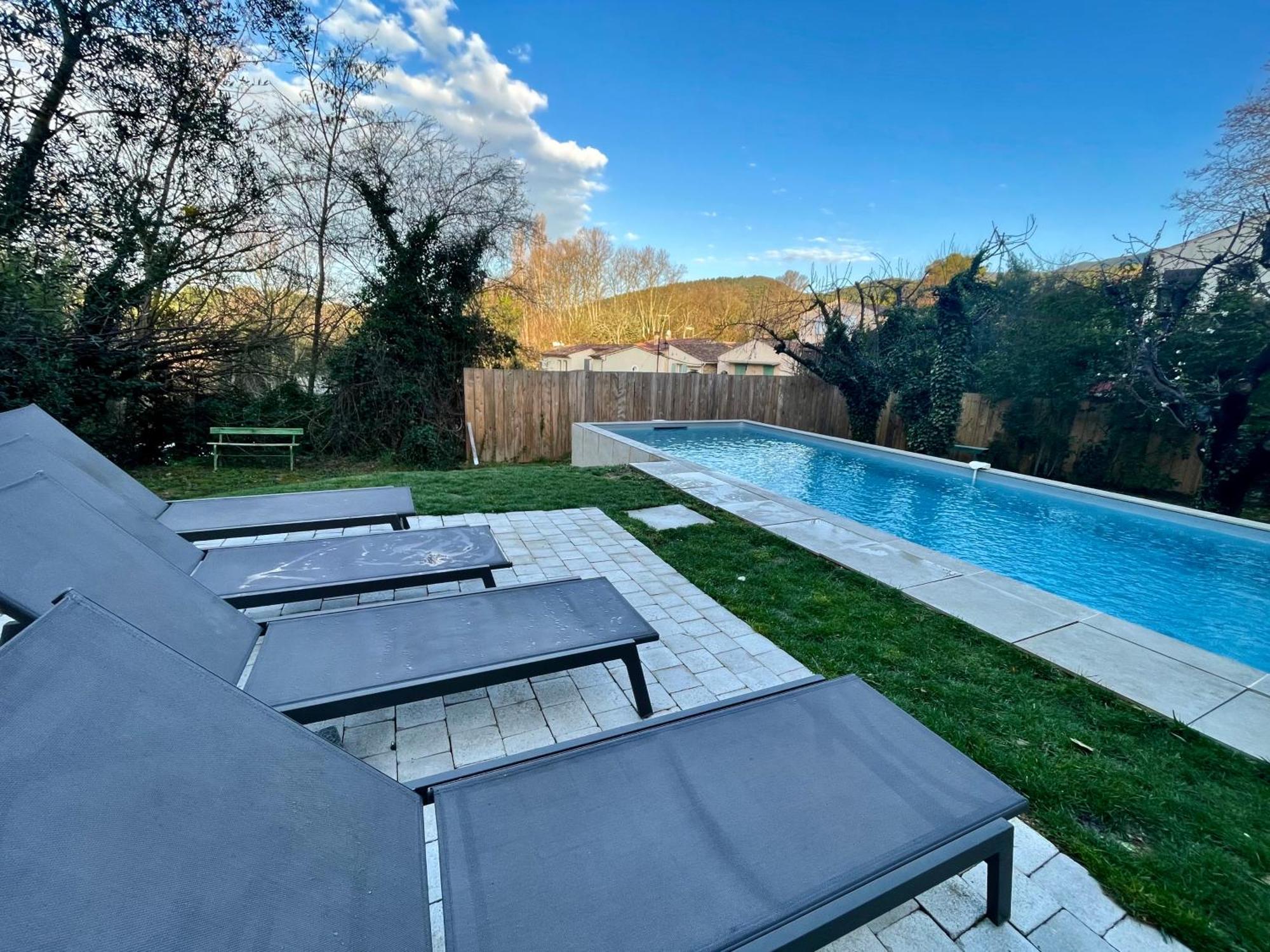 Maison & Jardin Coeur Luberon Classe 4 Etoiles Peypin-d'Aigues Eksteriør billede